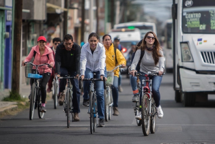 Pese a riesgos, aumenta el uso de bicicleta en zona oriente del Edomex
