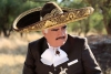 Vicente Fernández está grave, informa su hijo; “pedimos oraciones”