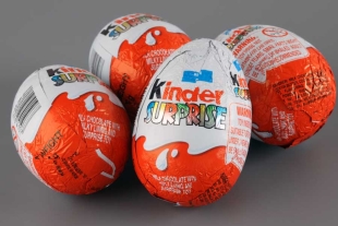 Cofepris ordena retiro de huevos Kinder en México