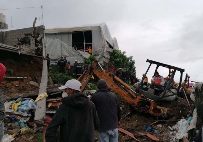 Se registra derrumbe de una vivienda en Villa Guerrero