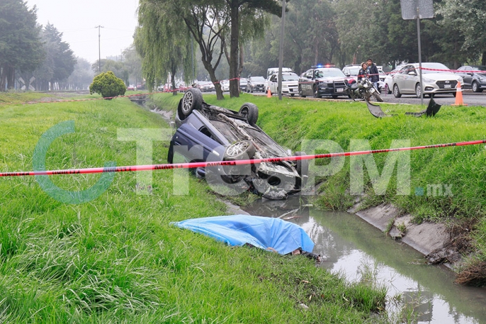 Accidente de motocicleta deja una persona muerta en Paseo Tollocan