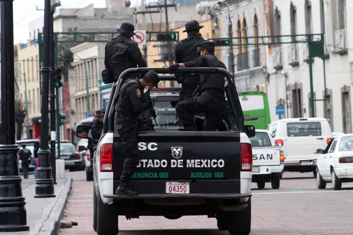 Policías mal pagados y sin capacitación para enfrentar a la delincuencia