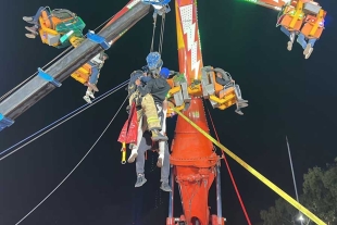 Falla juego mecánico en Feria de Metepec