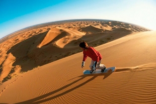 Fan del sandsboarding y el cine? Visita las dunas de Samalayuca