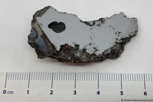 Descubren dos minerales desconocidos en un pedazo de meteorito que cayó en la Tierra