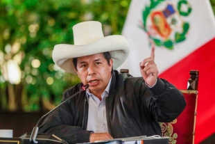 &quot;Sigo siendo el presidente constitucional del Perú&quot;: la aclaratoria de Pedro Castillo al Congreso