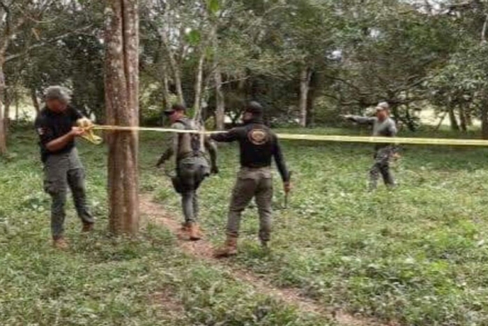 Localizan fosa clandestina en presunto rancho de grupo criminal