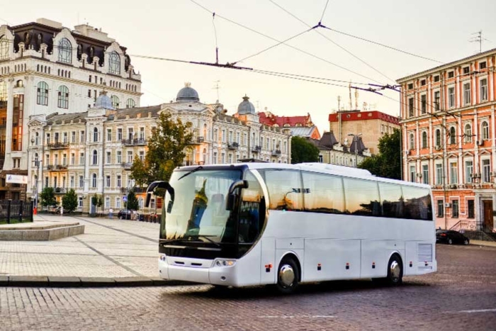 Camiones y autobuses europeos, obligados a emitir un 90% menos de CO2 para 2040