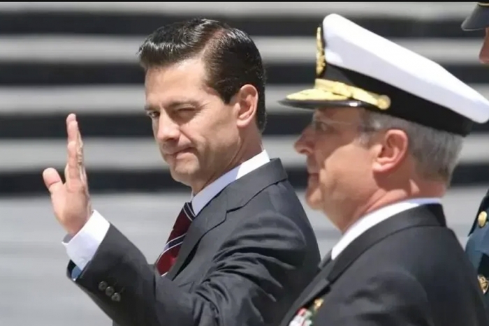 FGR acusa a Peña Nieto por traición a la Patria