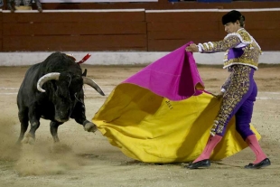 Como dato adicional, en la misma sesión, los legisladores hidrocálidos decidieron prohibir los narcocorridos durante la próxima edición de la FNSM
