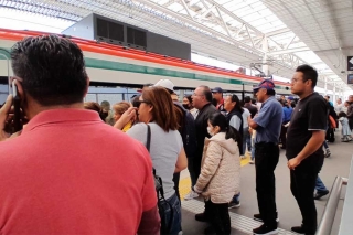 Aprovechan mexiquenses en último día servicio gratuito del Tren El Insurgente
