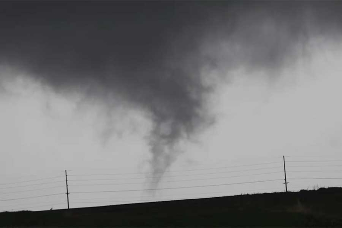 Al menos seis muertos tras el paso de varios tornados por Tennessee, Estados Unidos