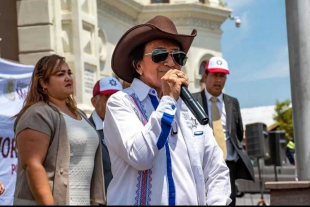 Tesorero acusa a alcaldesa de El Oro de tomar control ilegal de cuentas bancarias