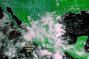 Tormenta &quot;Julio&quot; se aproxima a Jalisco