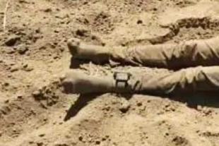Las autoridades ordenaron el acordonamiento de la zona. Se confirmó que la víctima portaba un brazalete de preliberación, ya que cumplía una condena por robo con violencia.