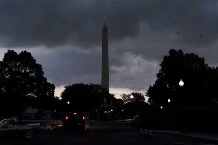 Al menos dos muertos y un millón de personas sin electricidad por las tormentas en EU