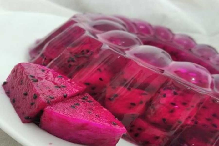 Gelatina de pitahaya, aprende a hacer este vistoso y delicioso postre