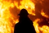 24 días después, bomberos logran controlar los incendios en California
