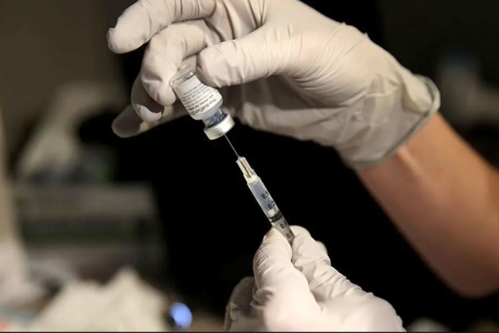 Personas de bajos recursos recibirán 40% de las vacunas en California