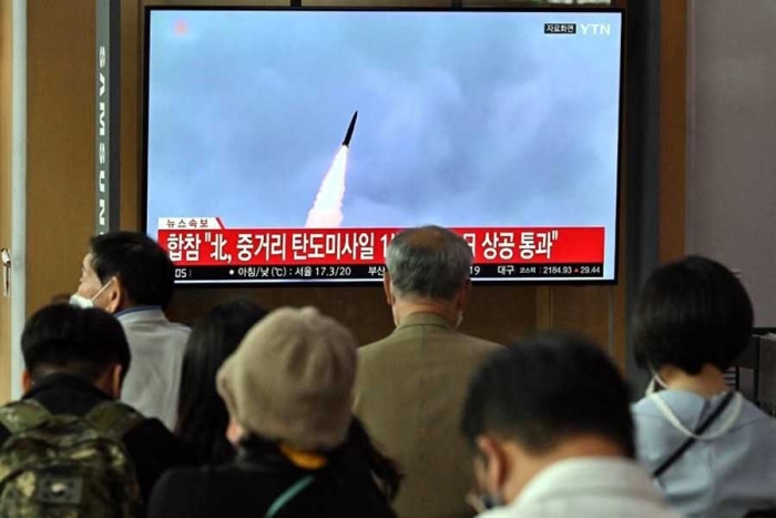 Norcorea lanza nuevo misil balístico hacia el mar del Este