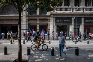 “Sin bajar la guardia” CDMX pasa a semáforo naranja