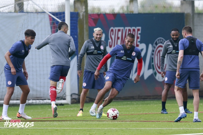 La posible formación del Toluca sin Chalá y con Plata