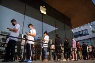 Apple advierte que habrá demoras en la entrega del iPhone por casos de Covid en China