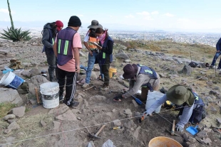 Debido a cuestiones presupuestales y de seguridad en la zona, esta primera temporada fue breve y el proyecto permaneció inactivo