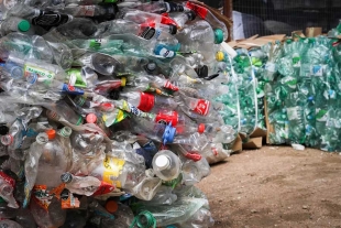 En el transcurso de cada año se desechan unas 268 millones de toneladas de plástico