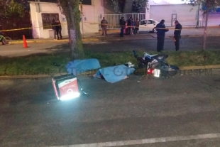 Fallece pareja de repartidores de comida en Metepec