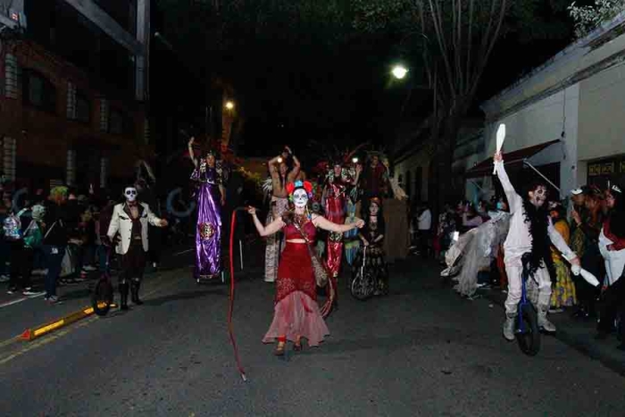 ¡No te quedes fuera! Así puedes participar en el Desfile Monumental Catrineando 2023