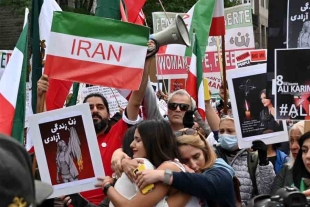 Convocan a nuevas protestas en Irán ante fin del luto por la muerte de Amini