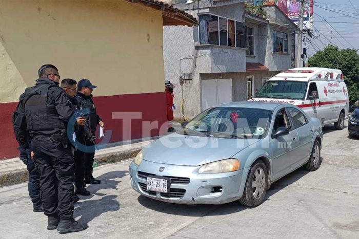 Asesinan a  mujer a bordo de un carro cerca la vía México-Toluca en Lerma