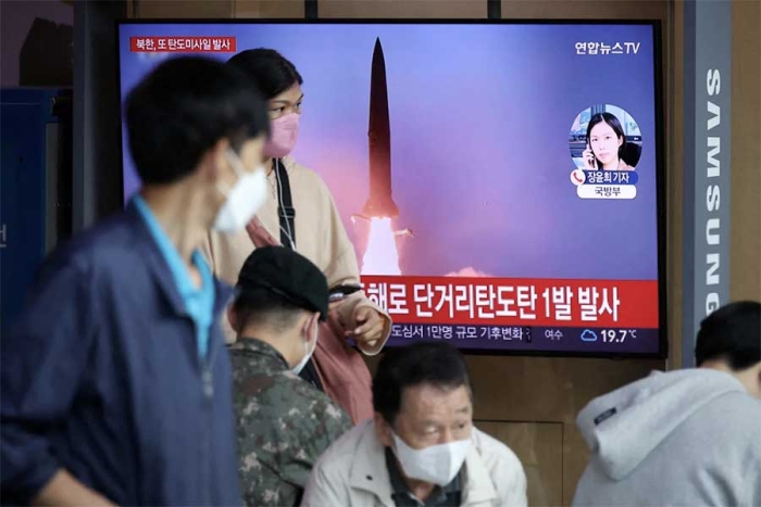 Corea del Norte dispara un misil balístico; Japón llama a resguardarse