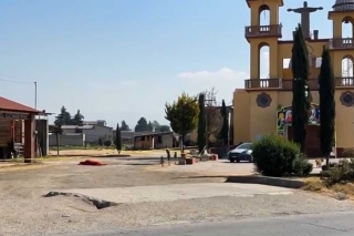 Hallan a hombre sin vida en Toluca; presumen que fue atropellado
