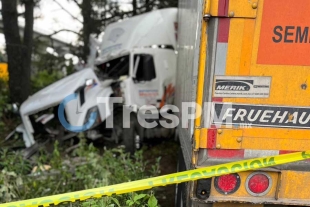 Muere operador de tráiler en la carretera México- Toluca