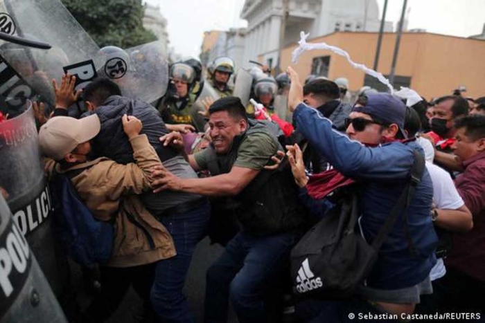 Perú transmite a México su rechazo por la injerencia en sus asuntos internos