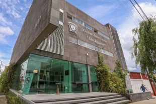 La CUT presenta Teatro Panal, en la Plaza “Adriana Barraza”