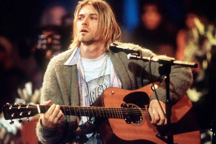 Venden guitarra de Kurt Cobain en casi 5 mdd
