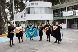 La Estudiantina Femenil de la Facultad de Geografía preserva tradiciones históricas