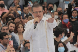 Llama Ebrard a cerrar filas con AMLO desde Ecatepec en encuentro con diputados