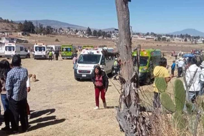 Los feligreses se dirigían a la capilla cuando al quemar los cohetes una chispa detonó al resto de los juegos pirotécnicos