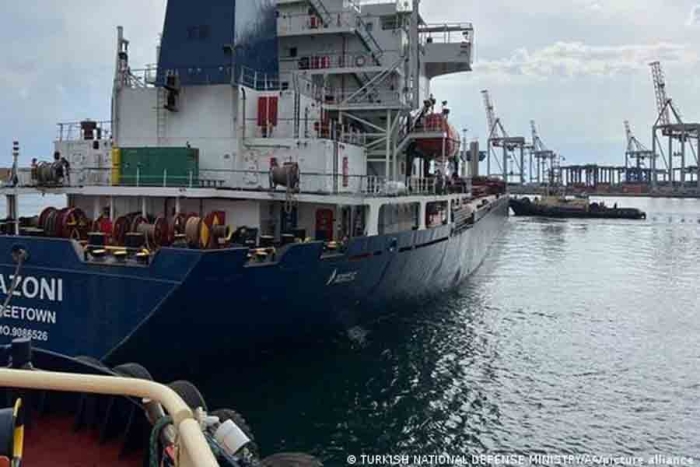 Estambul anuncia que no saldrán buques de cereal desde Ucrania