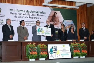 El rector de la UAEMéx, Carlos Eduardo Barrera Díaz encabezó la Ceremonia del 55° Aniversario Luctuoso de Adolfo López Mateos