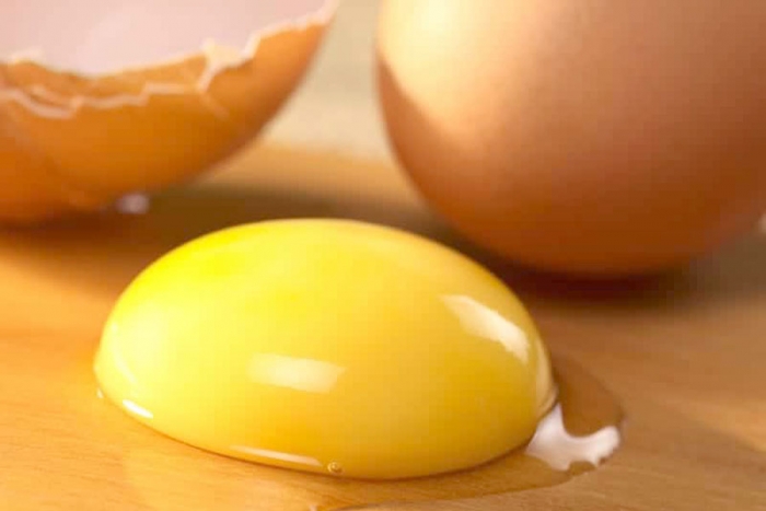 ¿Cuál es la parte más nutritiva del huevo, la clara o la yema?