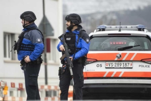 Hombre armado mata a dos personas en la ciudad suiza de Sion