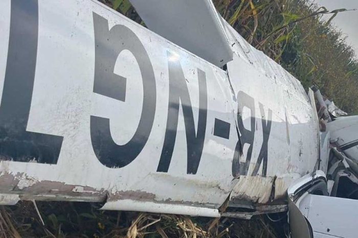 Mueren tres por desplome de avioneta en Otzolotepec