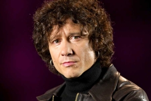 “Mi garganta se cierra”: Enrique Bunbury anuncia su retiro