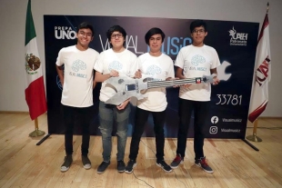 Alumnos mexicanos ganan concurso internacional de robótica con una guitarra