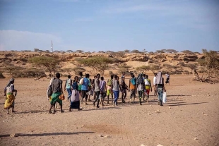HRW denuncia matanzas de migrantes por parte de agentes fronterizos saudíes